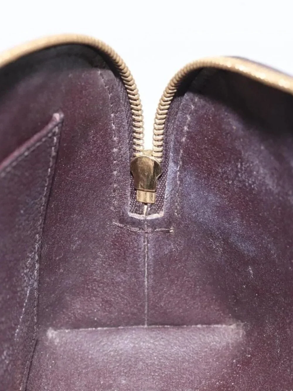 LOUIS VUITTON Monogram Vernis Pochette Cosmetic PM Amarante M91495 Auth 123448 - Picture 14 of 16